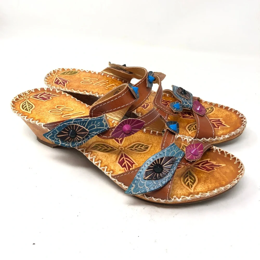 Elite by Corkys Womens 7 Anna Wedge Sandals Brown Floral Tooled Leather Boho